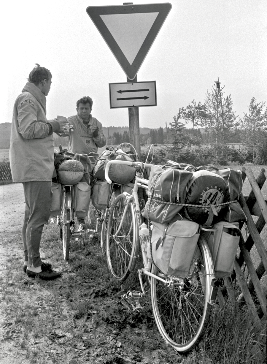 cyclists escape czechoslovakia
